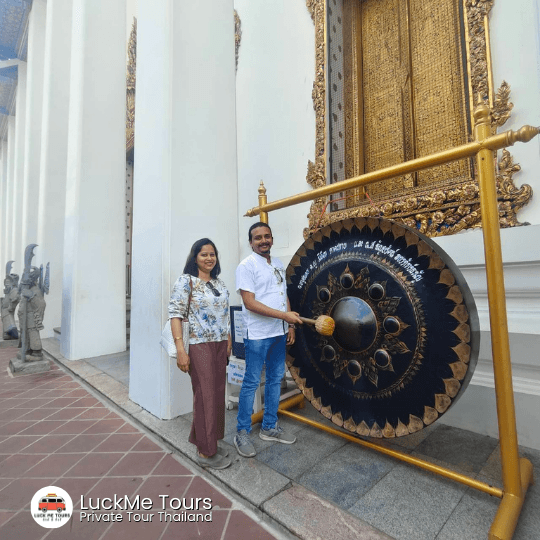 Bangkok temples & canal boat tour